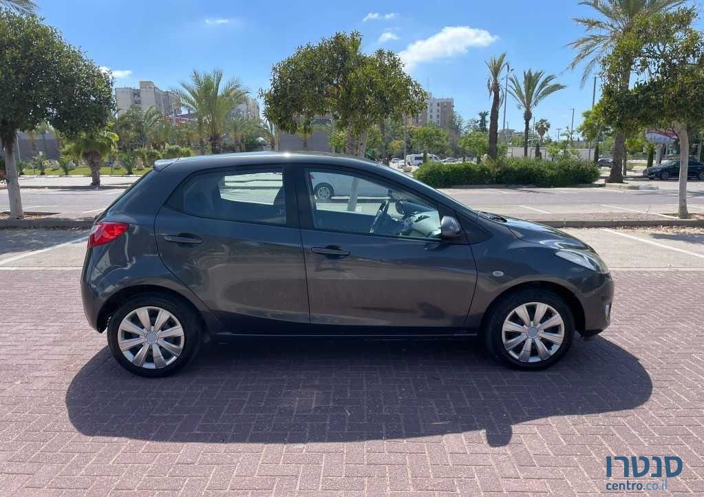 2014' Mazda 2 מאזדה photo #5