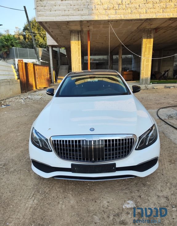 2017' Mercedes-Benz E-Class מרצדס photo #4