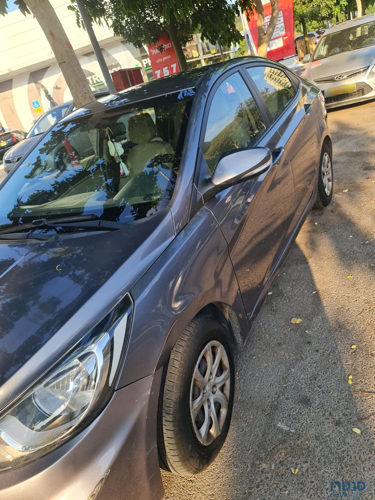 2014' Hyundai i25 יונדאי photo #3