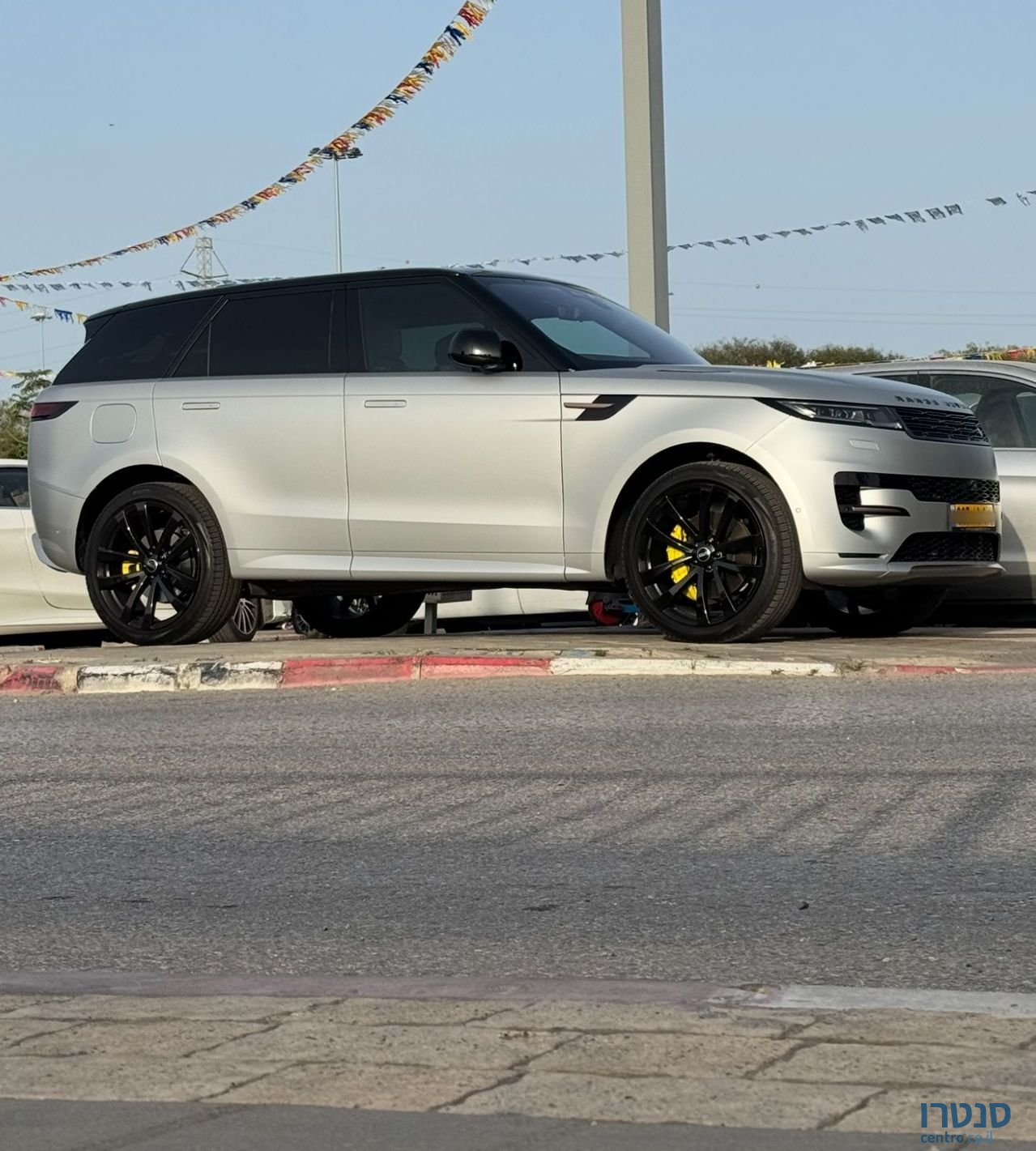 2023' Land Rover Range Rover ריינג' רובר ספורט photo #2
