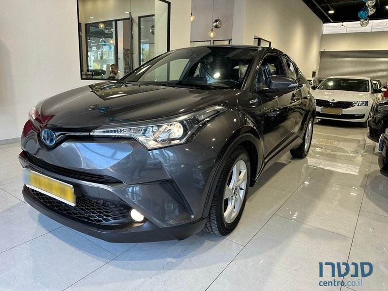 2018' Toyota C-HR photo #1