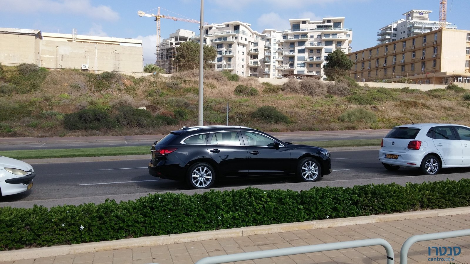 2016' Mazda Mazda6 стейшен luxury photo #2