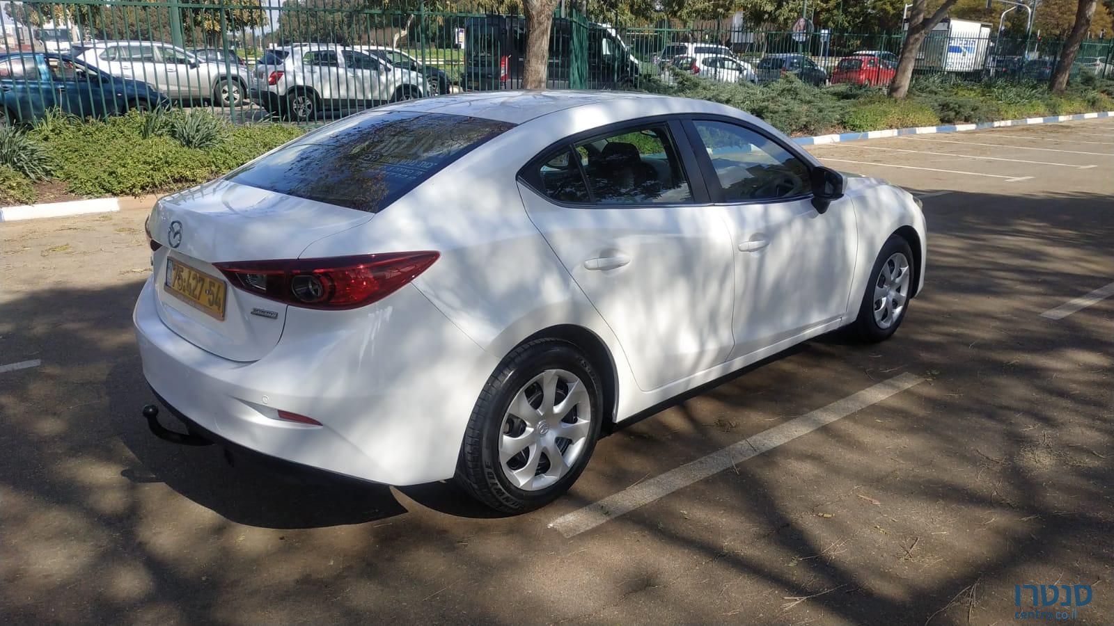 2015' Mazda 3 מאזדה photo #1