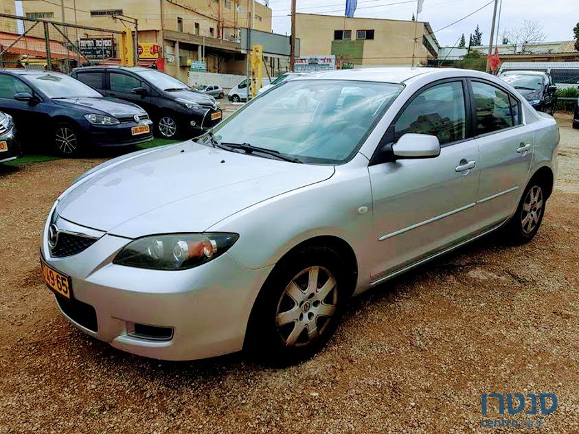 2005' Mazda 3 photo #2