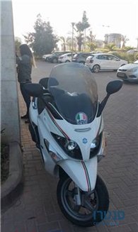 2013' Piaggio XEvo photo #4