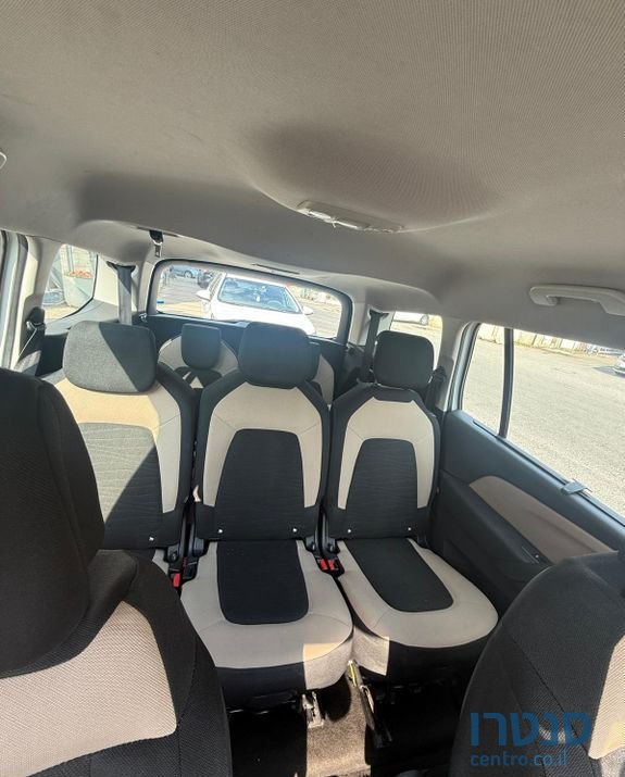 2015' Citroen C4 סיטרואן photo #5