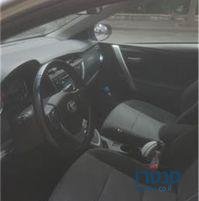 2014' Toyota Auris טויוטה אוריס photo #2