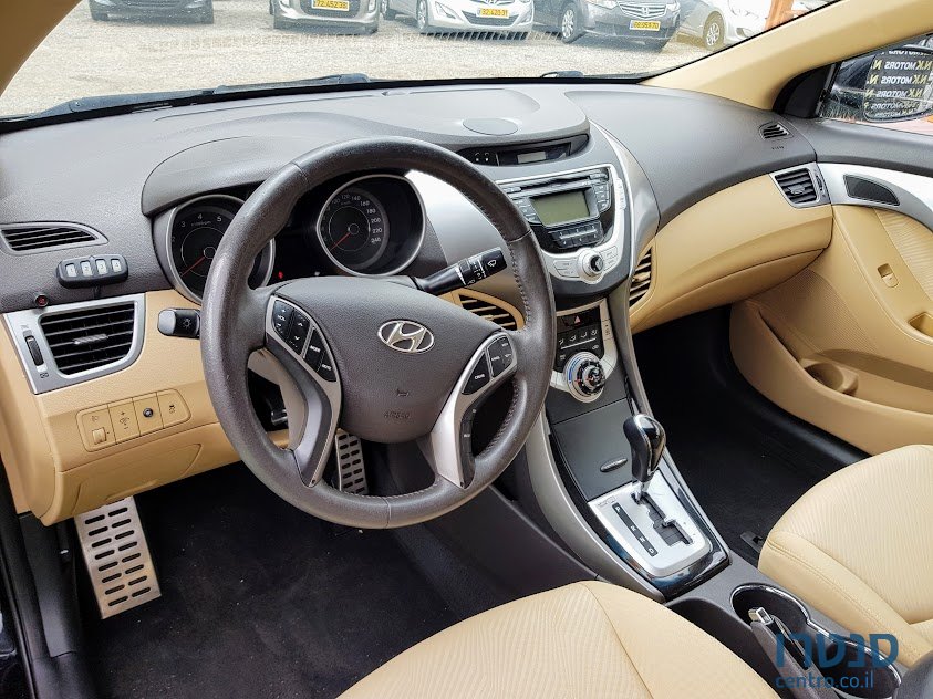 2014' Hyundai i35 photo #3