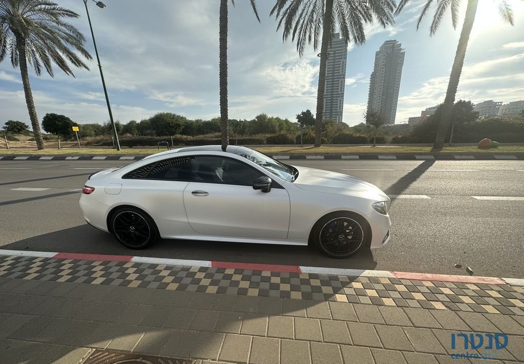 2021' Mercedes-Benz E-Class מרצדס photo #2