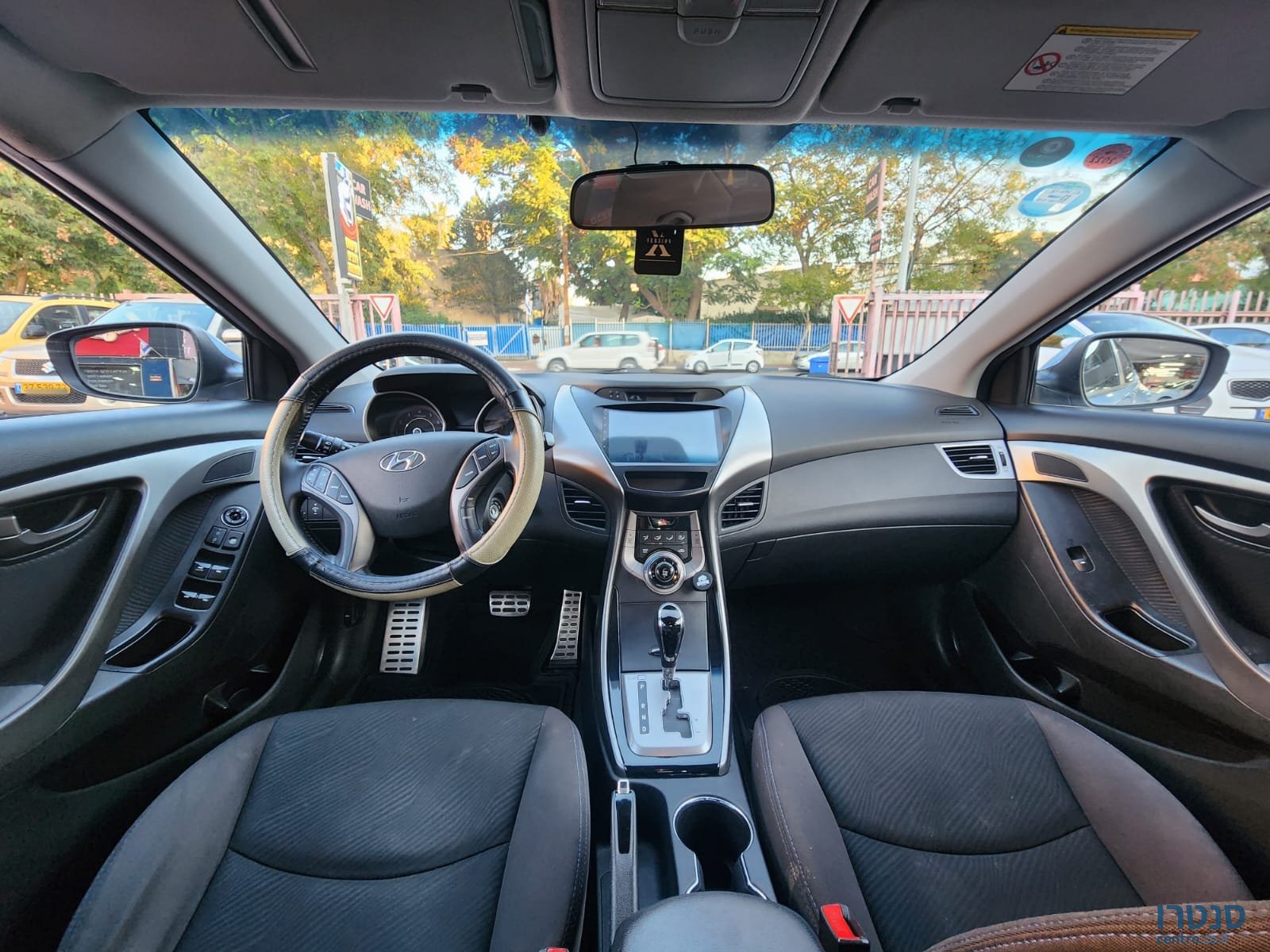 2012' Hyundai i35 photo #2