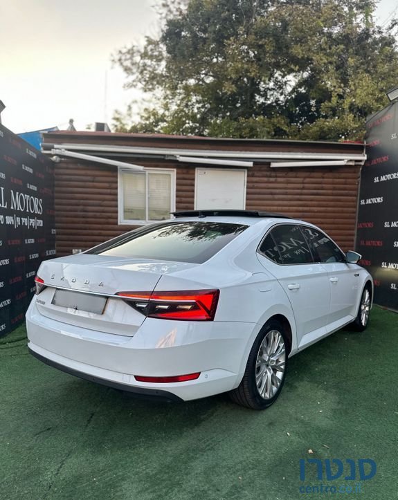 2020' Skoda Superb סקודה סופרב photo #4