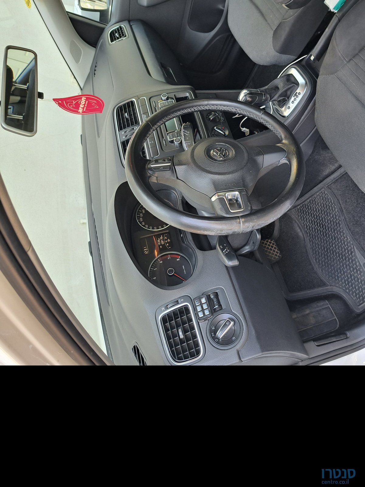 2011' Volkswagen Polo פולקסווגן פולו photo #3