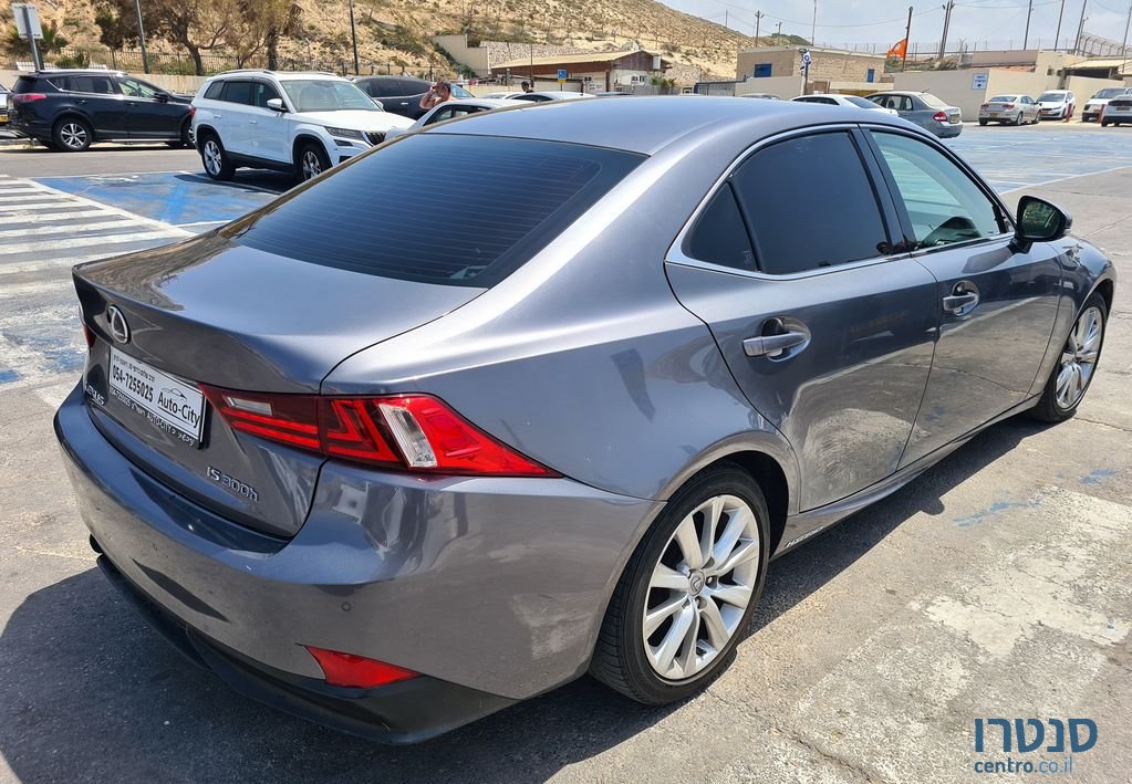2015' Lexus Is300H לקסוס photo #6