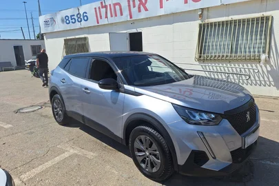 2023' Peugeot 2008 פיג'ו