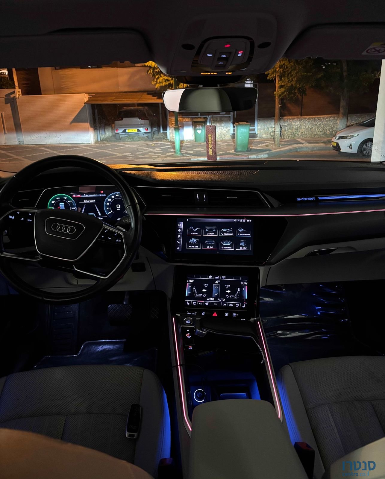 2021' Audi e-tron אאודי photo #5