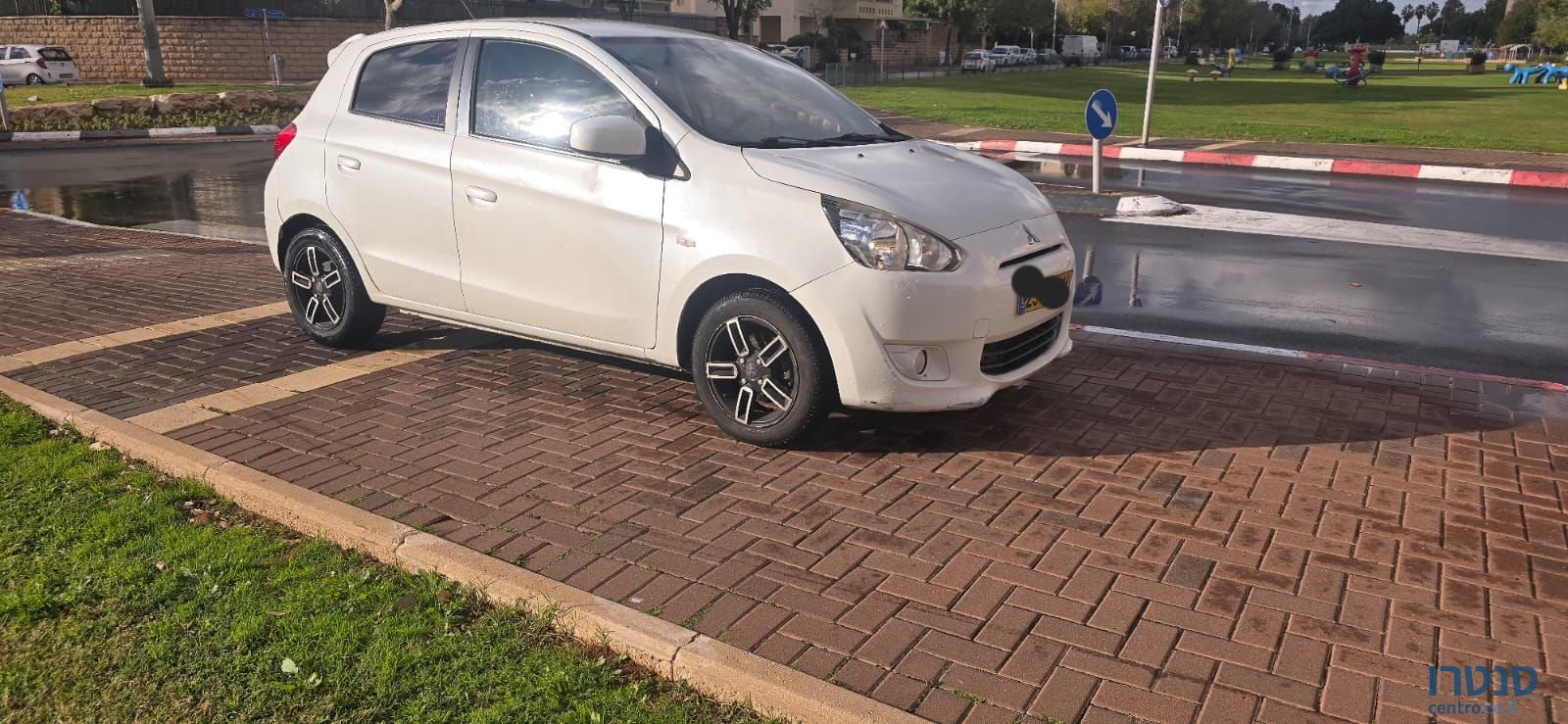2015' Mitsubishi Space Star מיצובישי ספייס סטאר photo #4