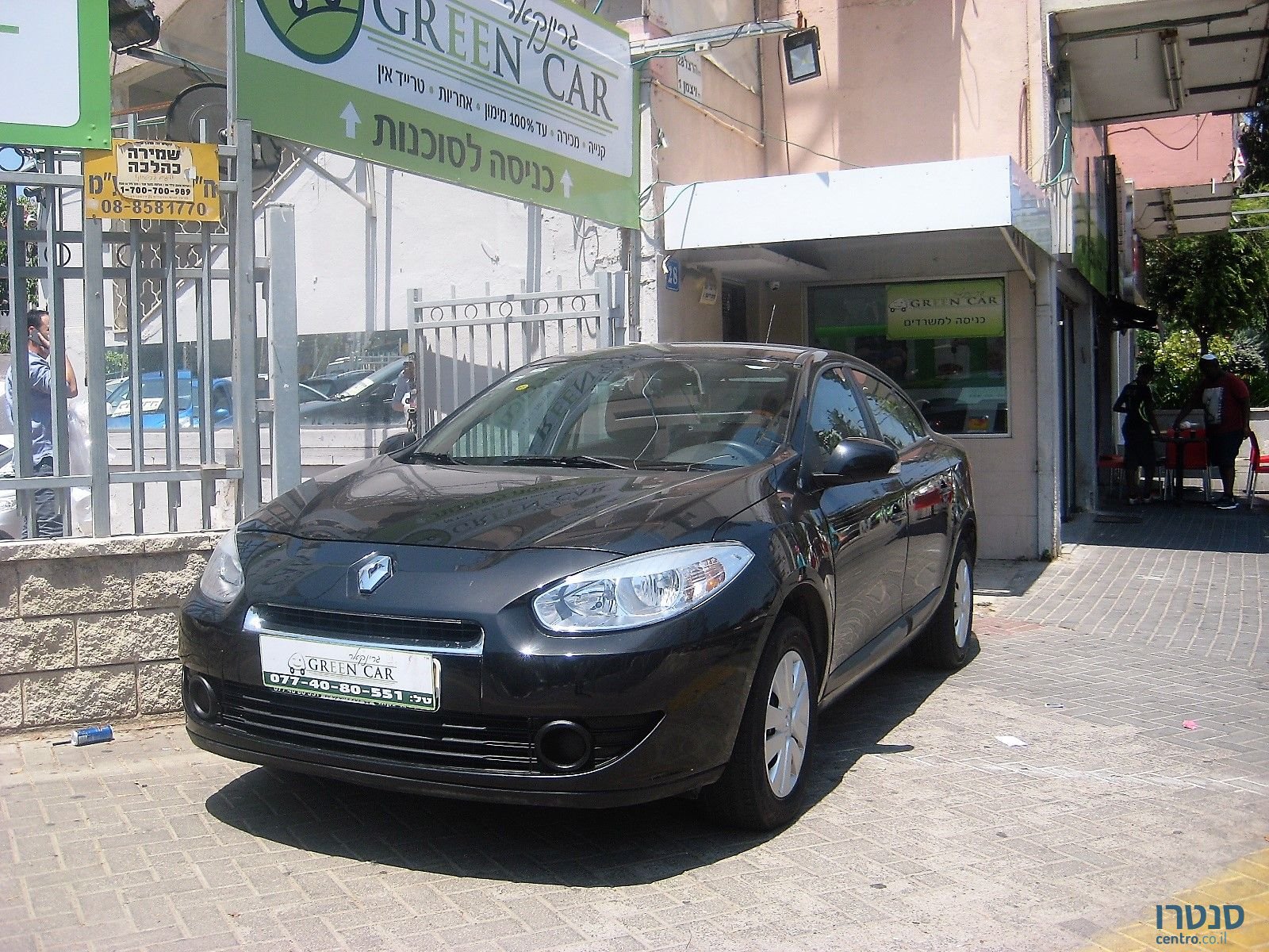 2011' Renault Fluence photo #1