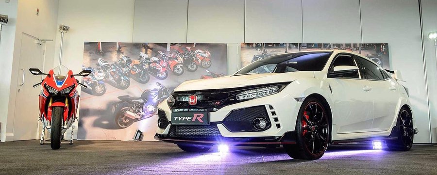 Honda Celebrates 25 Years Of Type R And Fireblade Performance