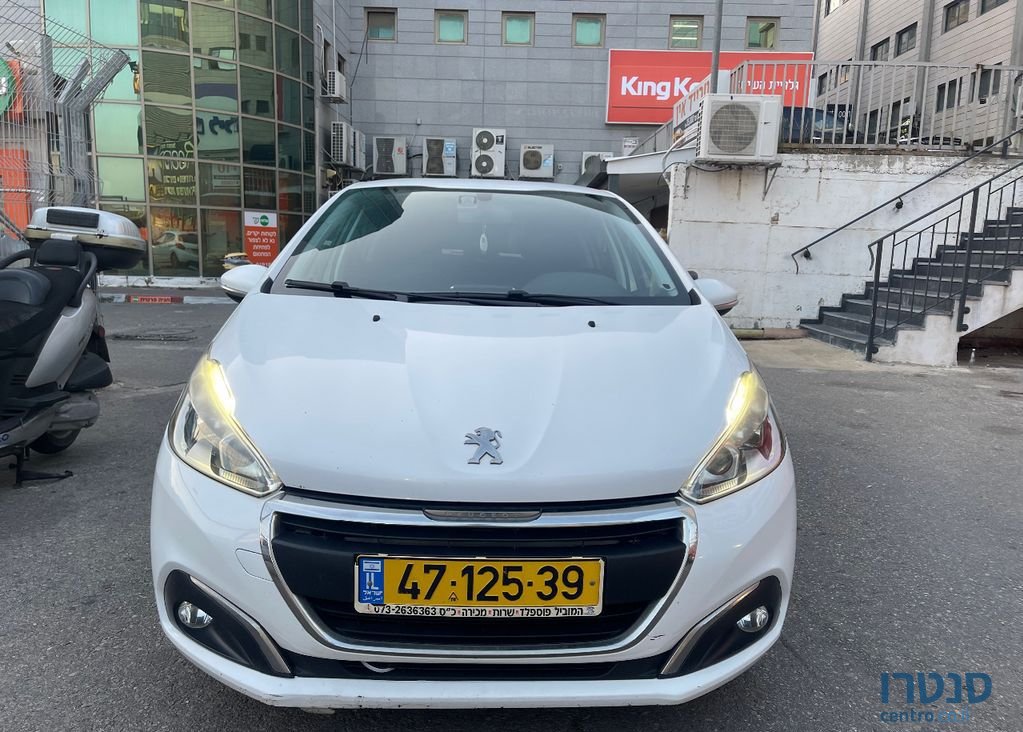 2016' Peugeot 208 פיג'ו photo #3
