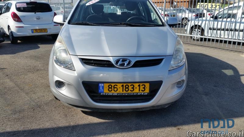 2012' Hyundai i20 photo #2