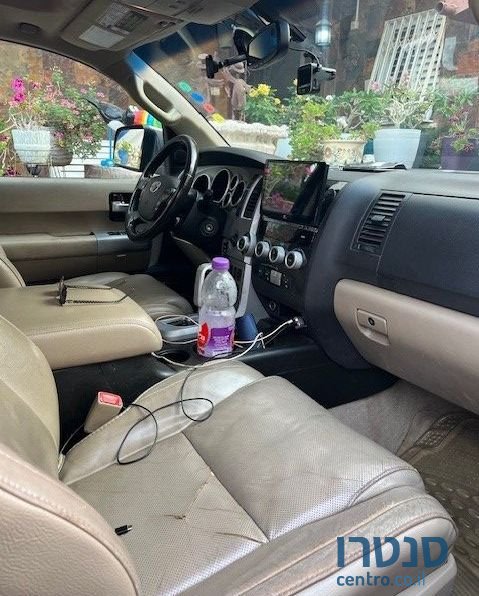 2008' Toyota Sequoia טויוטה סקויה photo #5