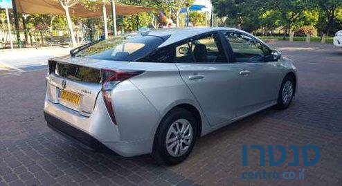 2016' Toyota Prius טויוטה פריוס photo #2