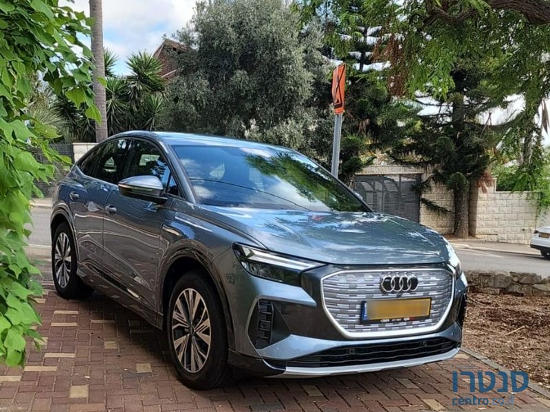 2022' Audi Q4 e-tron אאודי photo #2