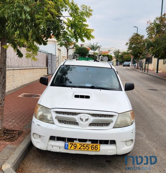 2008' Toyota Hilux טויוטה היילקס photo #1