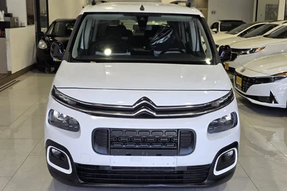2022' Citroen Berlingo Maxi