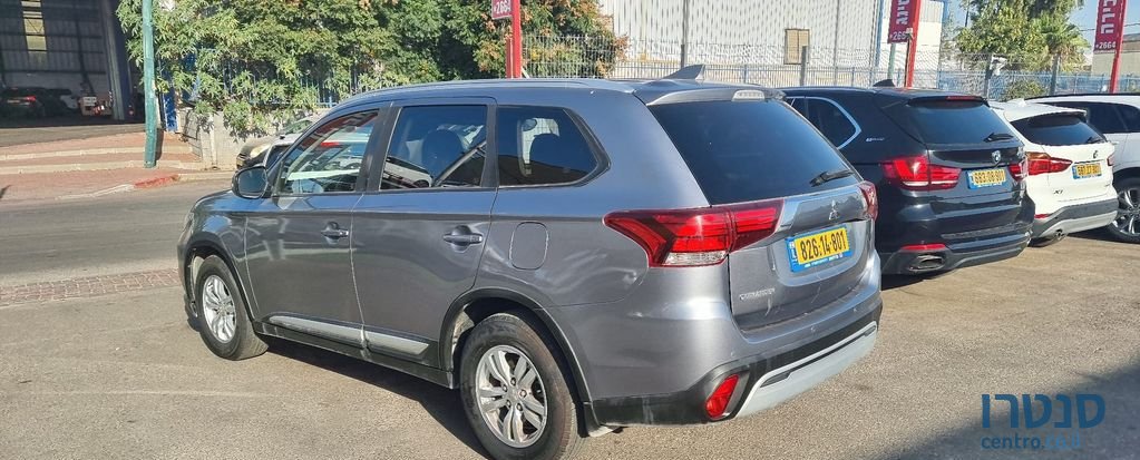 2019' Mitsubishi Outlander מיצובישי אאוטלנדר photo #5