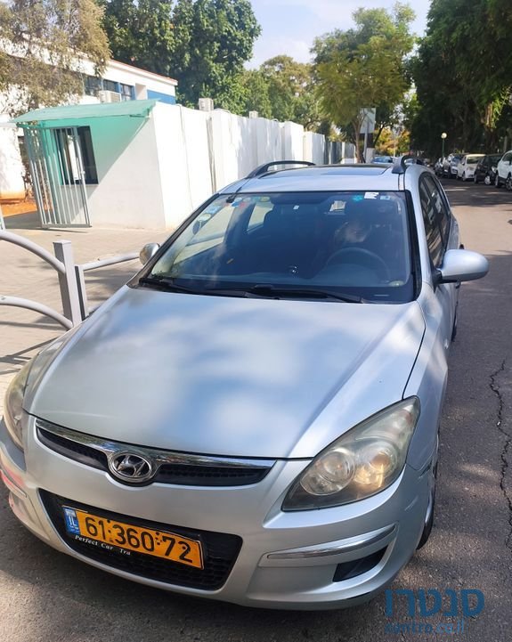 2010' Hyundai I30Cw יונדאי photo #5