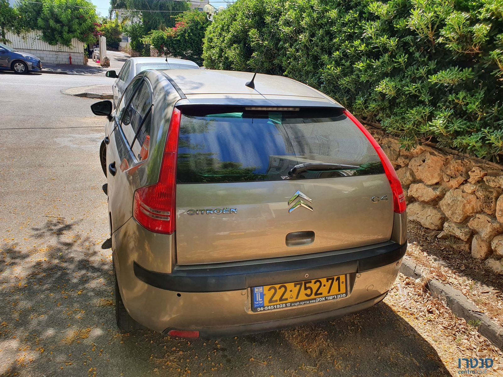 2010' Citroen C4 photo #5