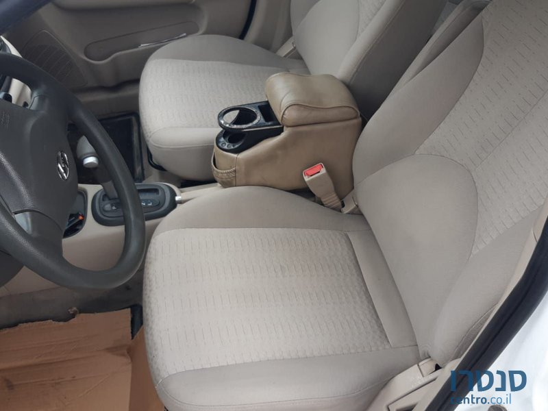 2008' Hyundai Accent יונדאי אקסנט photo #1