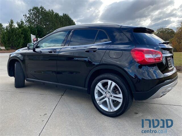 2017' Mercedes-Benz GLA-Class 250 photo #3