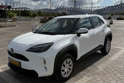 2024' Toyota Yaris Cross טויוטה יאריס קרוס