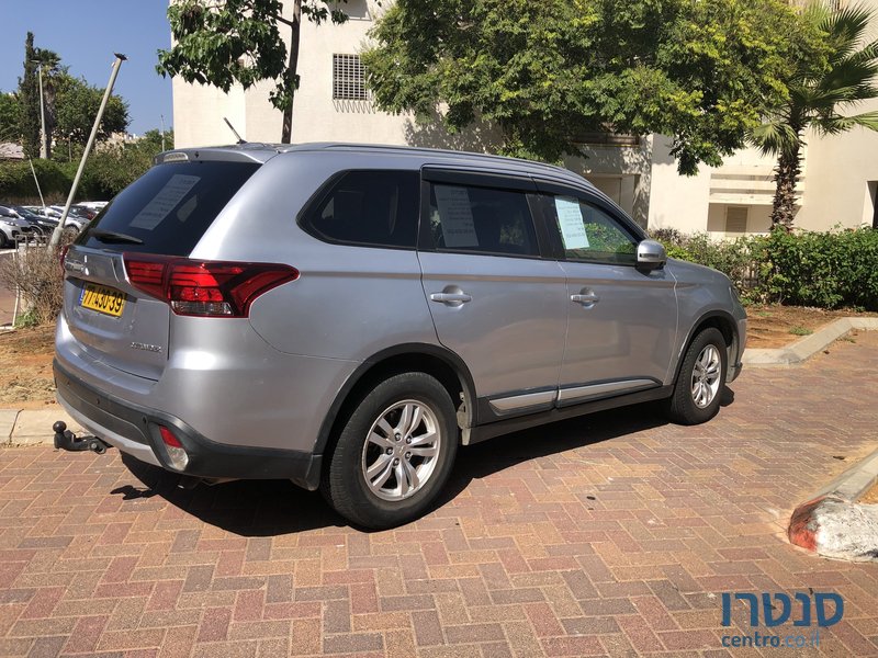 2016' Mitsubishi Outlander מיצובישי אאוטלנדר photo #2