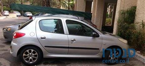 2011' Peugeot 206 פיג'ו photo #1