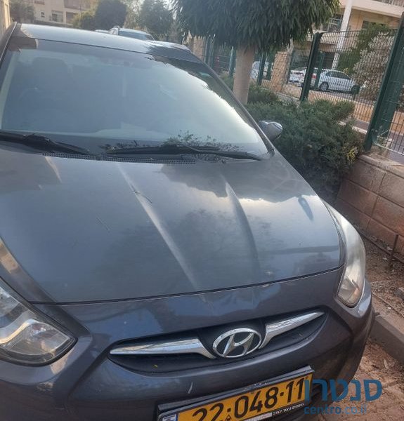 2014' Hyundai i25 יונדאי photo #2