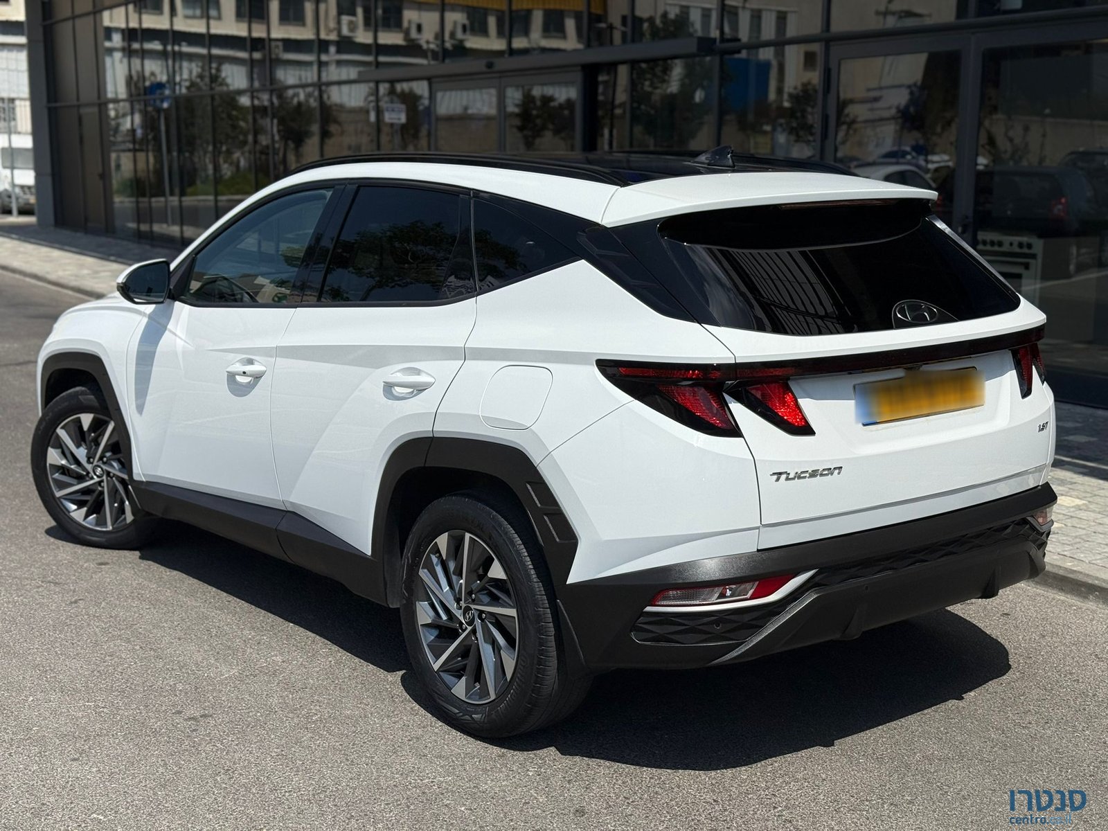 2021' Hyundai Tucson photo #2