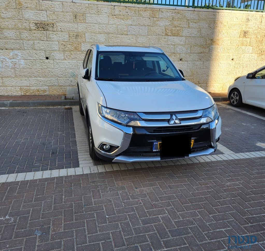 2017' Mitsubishi Outlander מיצובישי אאוטלנדר photo #2