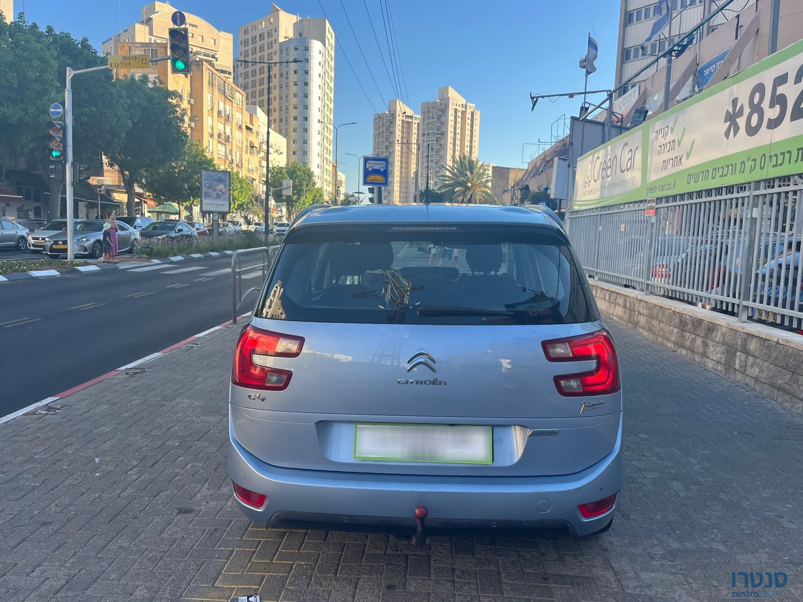 2017' Citroen C4 Picasso photo #6