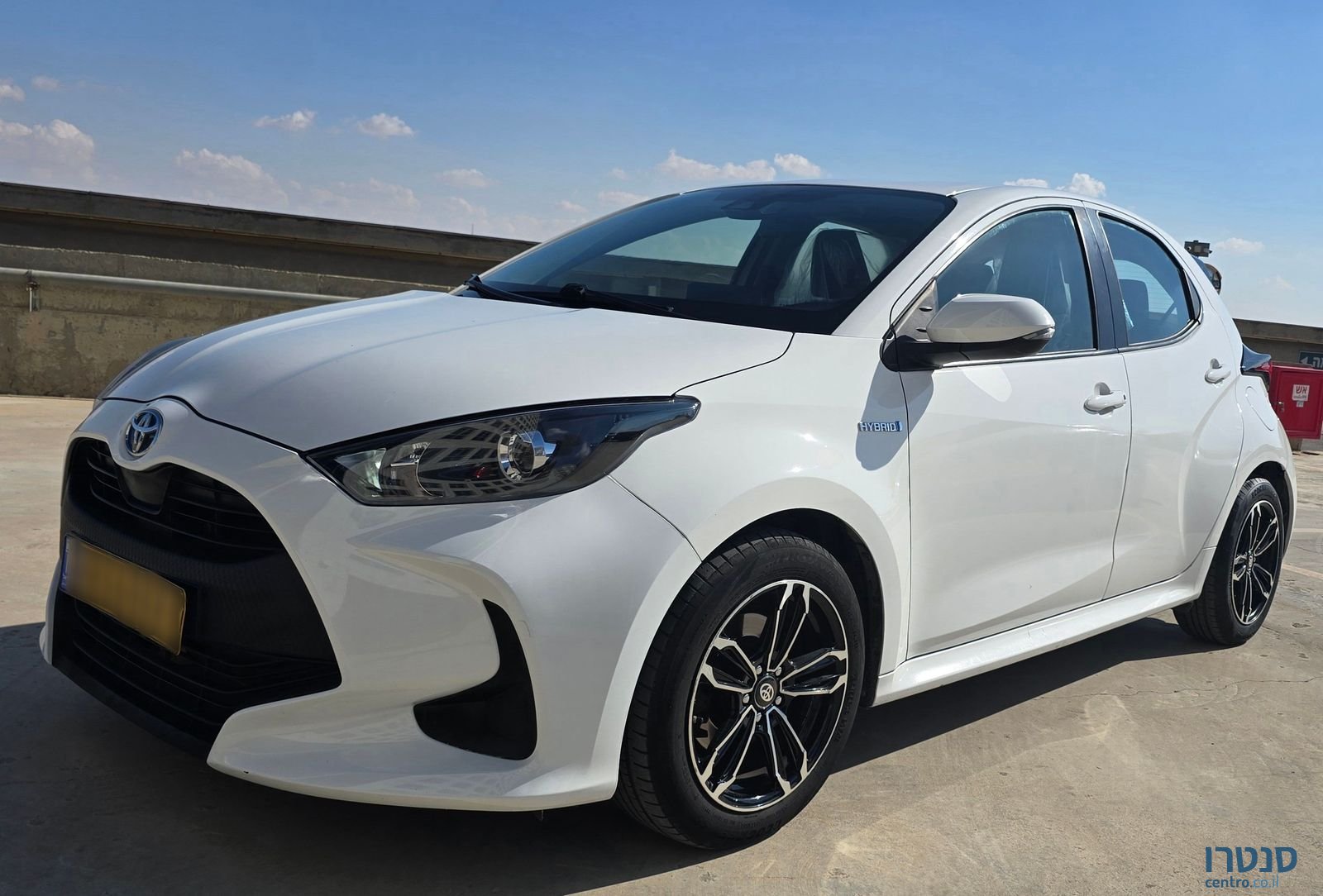 2021' Toyota Yaris טויוטה יאריס photo #2