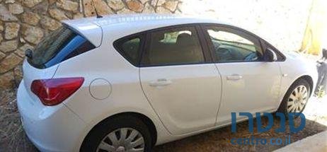 2012' Opel Astra אופל אסטרה photo #3