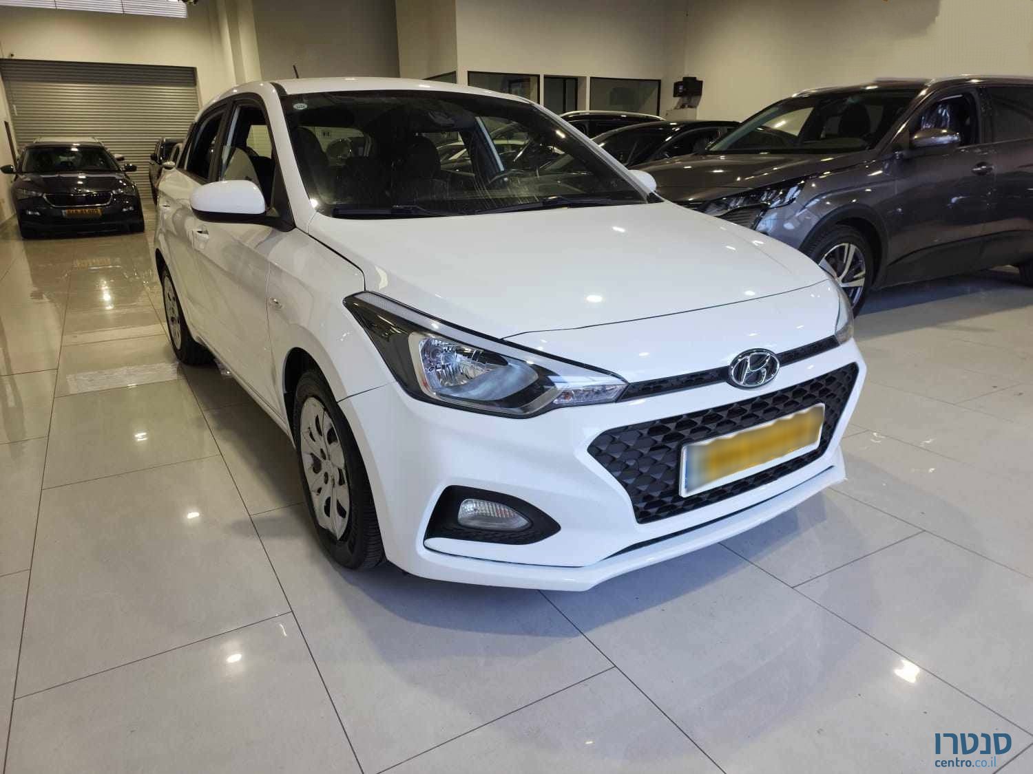 2021' Hyundai i20 photo #2