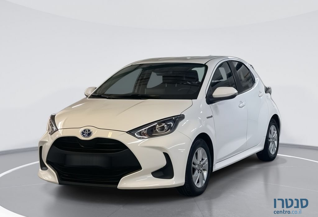2021' Toyota Yaris טויוטה יאריס photo #1
