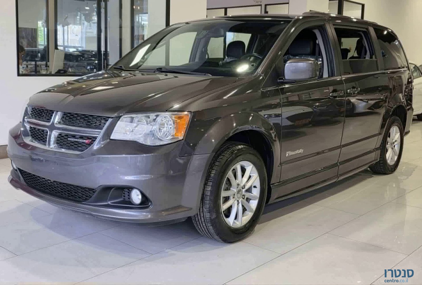 2019' Dodge Grand Caravan photo #1