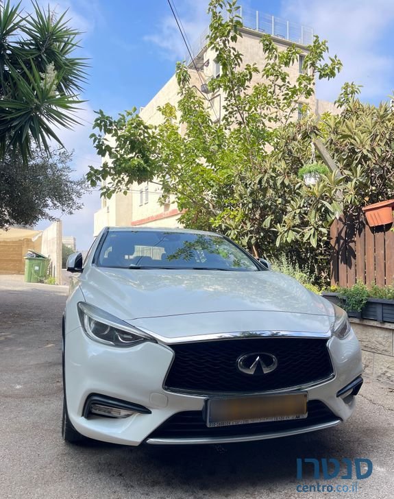 2017' Infiniti Q30 אינפיניטי photo #1