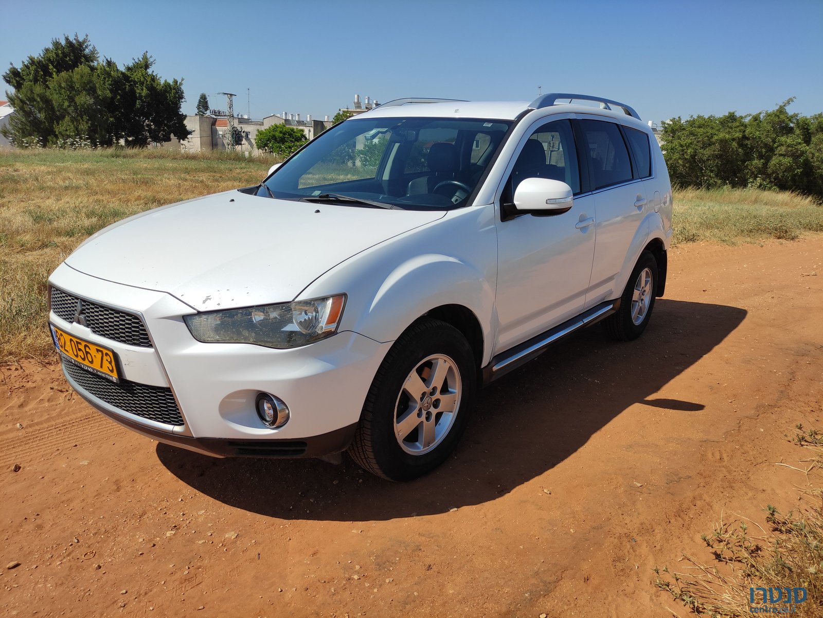 2011' Mitsubishi Outlander מיצובישי אאוטלנדר photo #2
