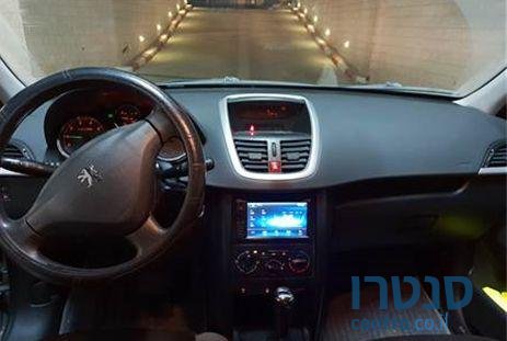 2008' Peugeot 207 207 פיג'ו photo #1