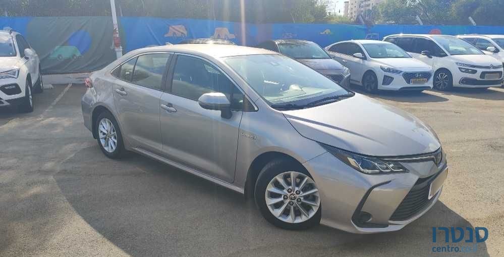 2021' Toyota Corolla טויוטה קורולה photo #1